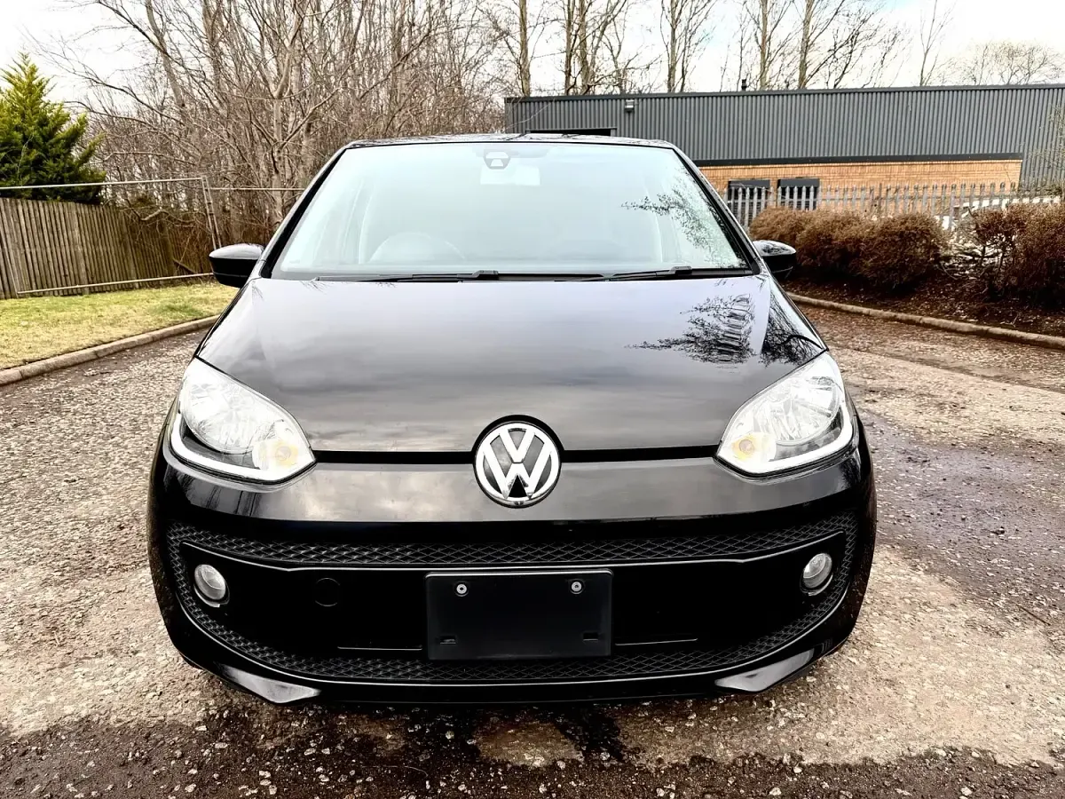 Used VW up! 2013 Silver metallic Hatchback