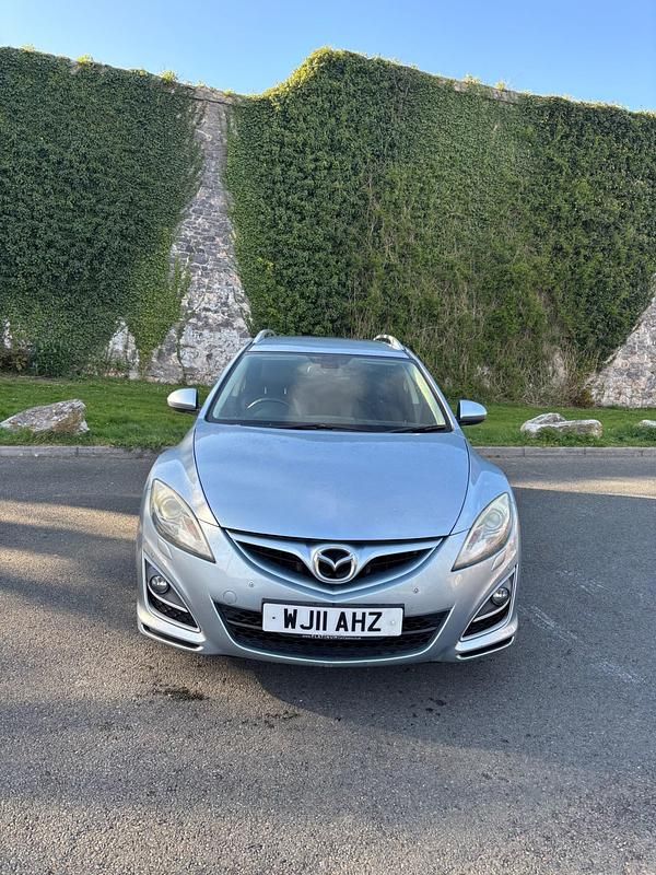 Begagnad Mazda 6 Inclusive 180 HK (132 kW) 2011 Blå Kombi