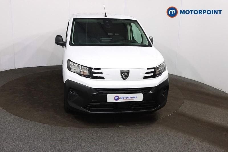 White Used 2024 Peugeot Partner Van | £12,999 (Fair price) - Image 1/4