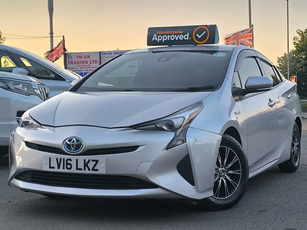 Used Toyota Prius 2016 Silver Hatchback