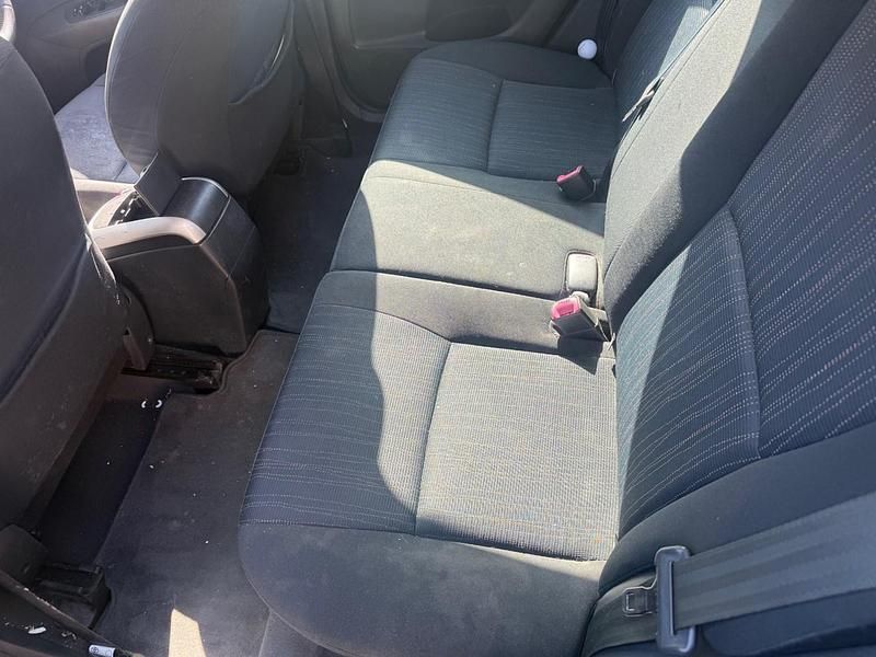 Used Toyota Auris 124 HP (91 kW) 2009 Black Hatchback