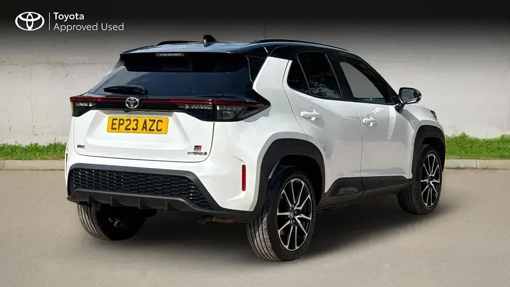 Used Toyota Yaris Cross Sport 2023 White SUV