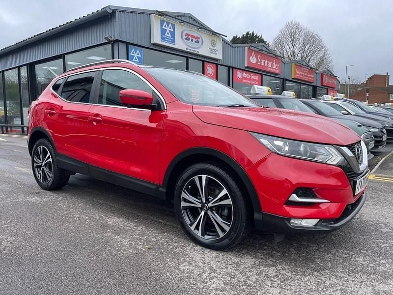 Used Nissan Qashqai N-Connecta 2021 Red SUV