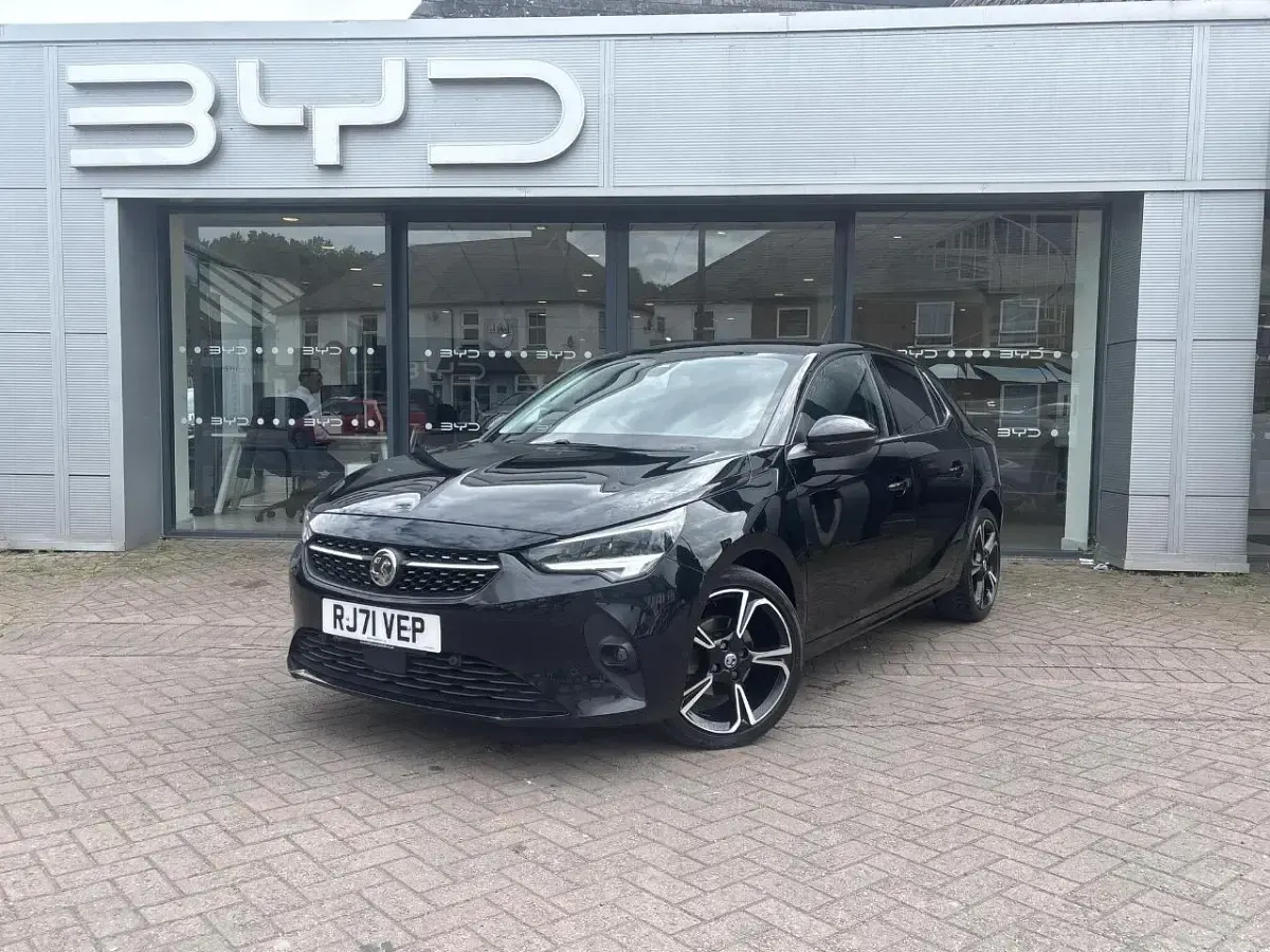 Used Vauxhall Corsa Edition 74 HP (54 kW) 2021 Black Hatchback