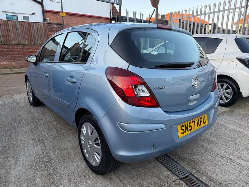 Used Vauxhall Corsa Club 79 HP (58 kW) 2007 Blue Hatchback