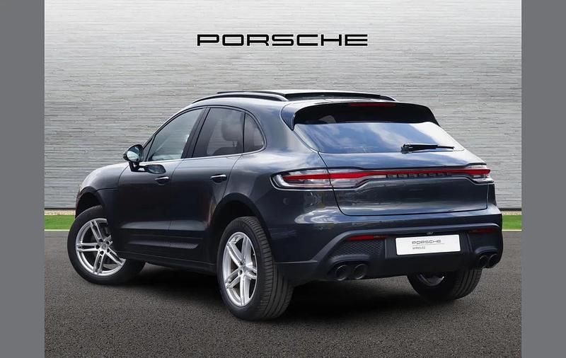 Used Porsche Macan 261 HP (191 kW) 2024 Grey SUV