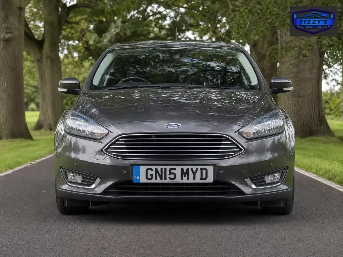Used Ford Focus Titanium 115 HP (84 kW) 2015 Grey Hatchback