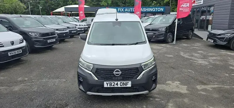 Used Nissan Townstar Acenta 130 HP (95 kW) 2024 White Van