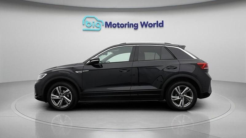 Used VW T-Roc R-line 150 HP (110 kW) 2022 Black SUV