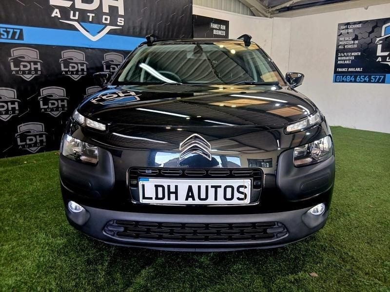 Used Citroën C4 Cactus Flair 82 HP (60 kW) 2015 Black Hatchback