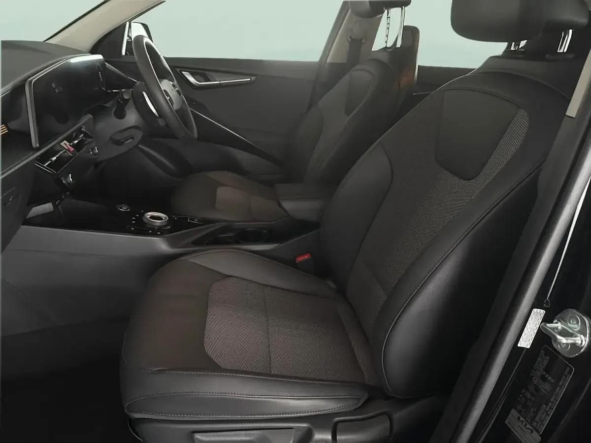Used Kia e-Niro 147 kW (201 HP) 2023 Black SUV