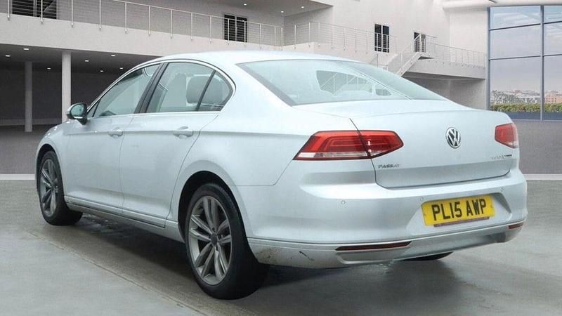 Used VW Passat SE 2015 Silver Sedan
