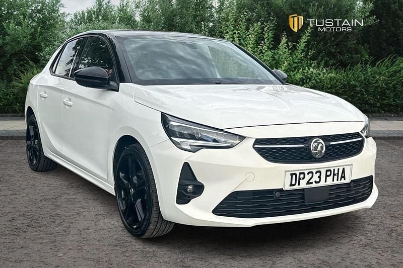 Used Vauxhall Corsa 75 HP (55 kW) 2023 Arctic white Hatchback