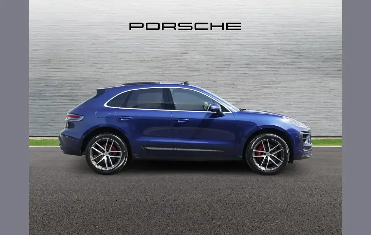 Used Porsche Macan S 374 HP (275 kW) 2024 Blue SUV