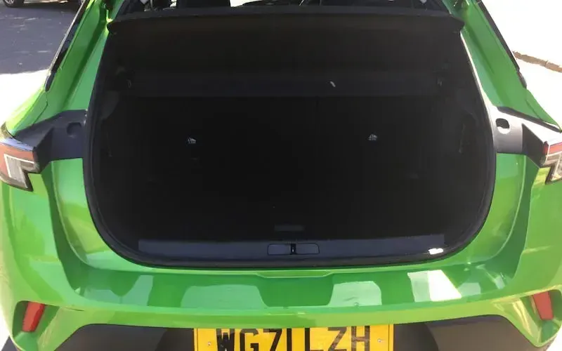 Used Vauxhall Mokka Elite 131 HP (96 kW) 2021 Green SUV