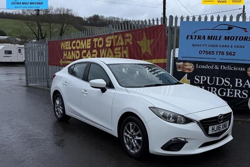 Used Mazda 3 2016 White Sedan