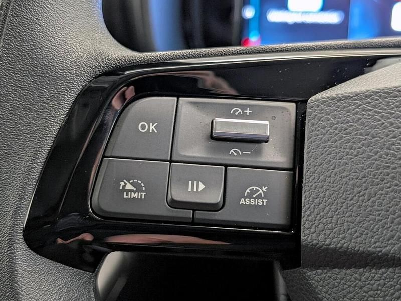 Used Citroën Berlingo 101 HP (74 kW) 2024 Grey MPV