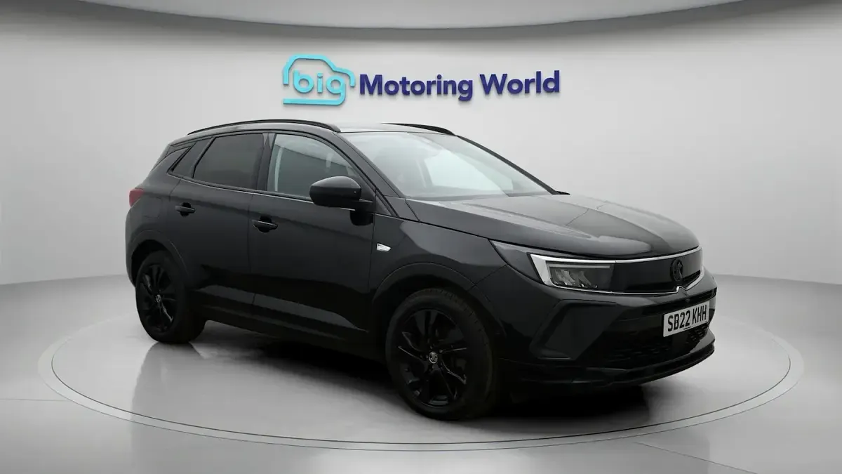 Used Vauxhall Grandland X GS Line 224 HP (164 kW) 2022 SUV