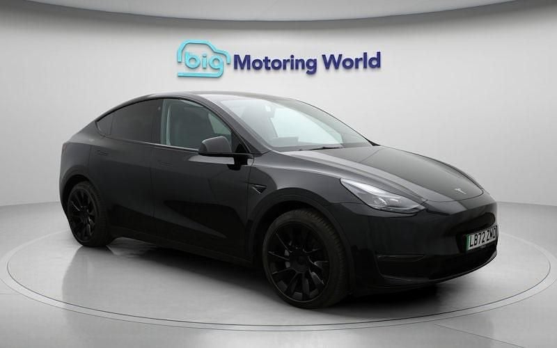 Used 2025 Tesla Model Y Long Range AWD SUV | £26,000 (Super price) - Image 1/4