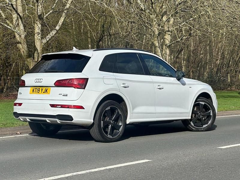 Used Audi Q5 Black Edition 245 HP (180 kW) 2019 White SUV