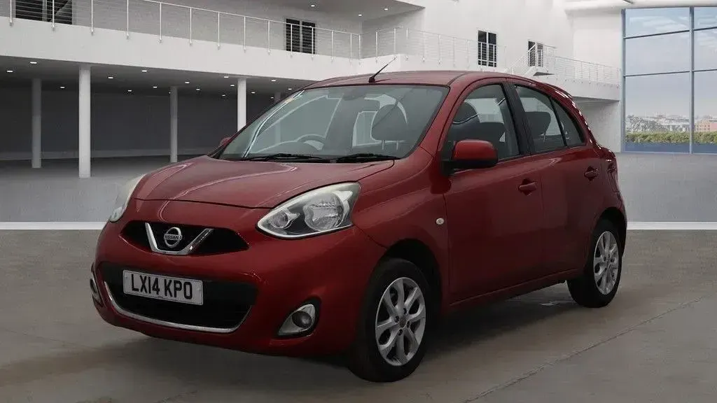Used Nissan Micra Acenta 80 HP (58 kW) 2014 Red Hatchback