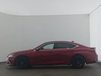 Used Lexus ES300H 218 HP (160 kW) 2022 Red Sedan