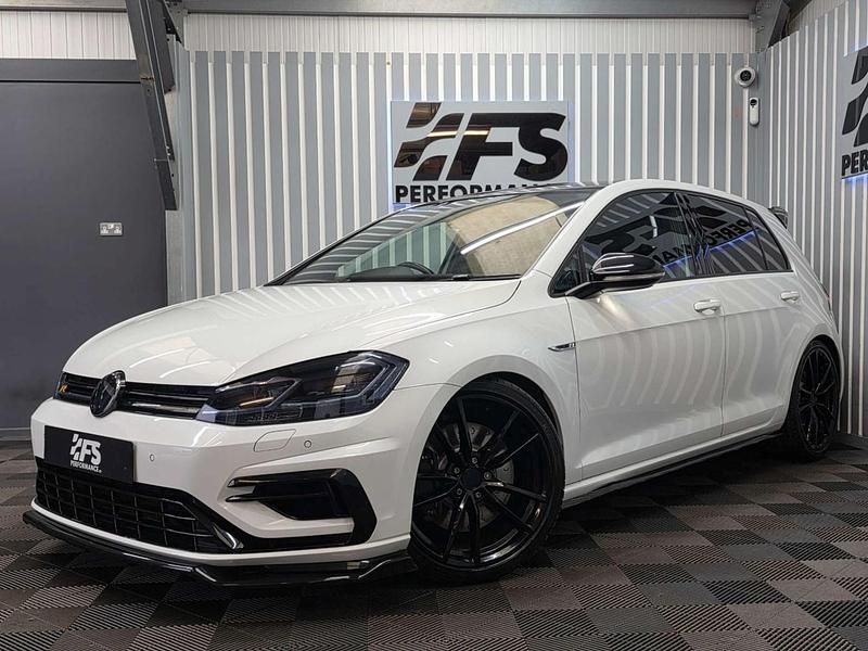 Used VW Golf VII R 310 HP (228 kW) 2018 White Hatchback