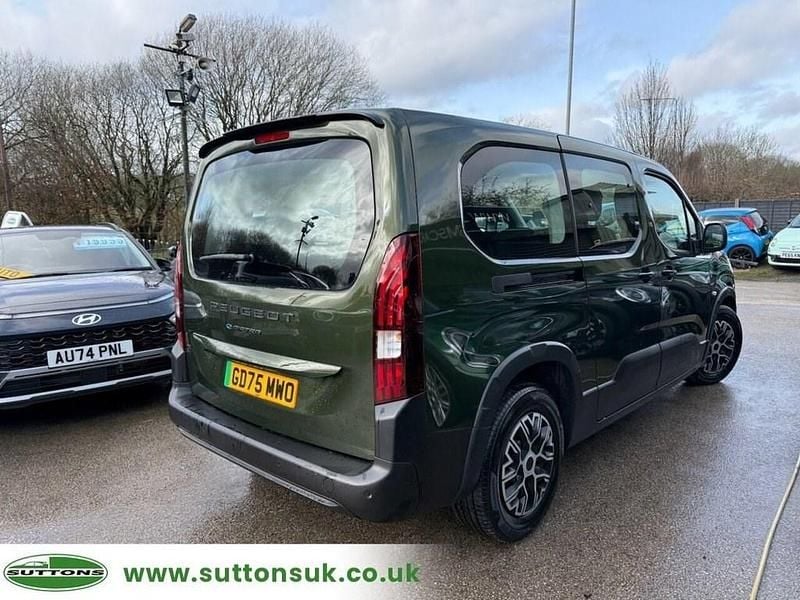 New Peugeot e-Rifter Allure 100 kW (136 HP) 2026 Green MPV