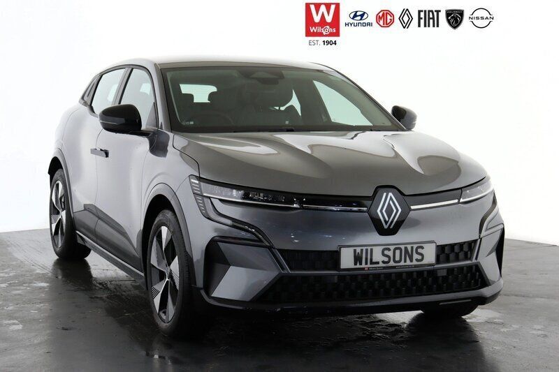 Grey Used 2023 Renault Mégane Equilibre Hatchback | £17,799 (Super price) - Image 1/4
