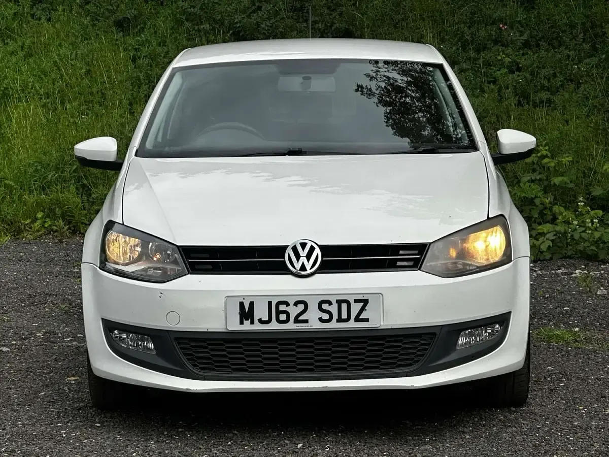 Used VW Polo Match 60 HP (44 kW) 2012 White Hatchback