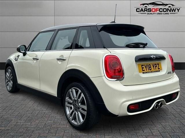 Usado Mini Cooper S Hatch 192 HP (141 kW) 2018 Branco Citadino