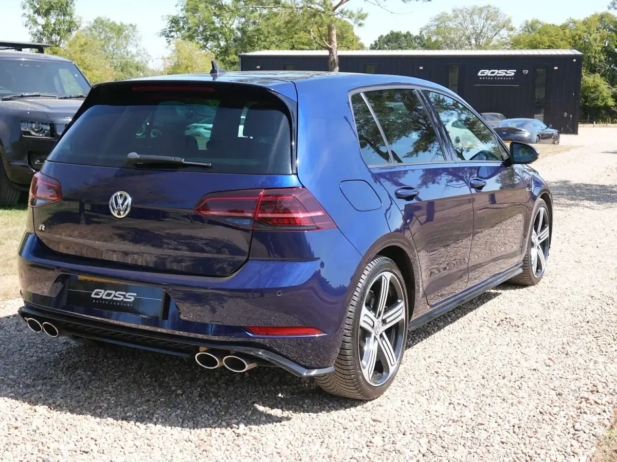 Used VW Golf VII R 300 HP (220 kW) 2019 Blue Hatchback