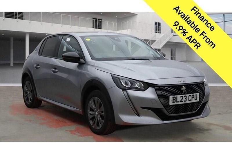 Used Peugeot e-208 Allure+ 100 kW (136 HP) 2023 Hatchback