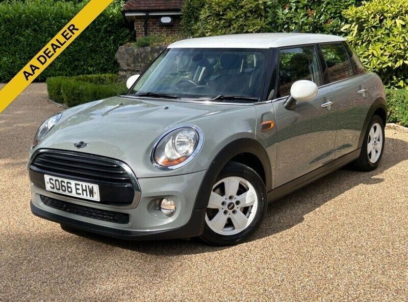 Grey Used 2017 Mini Cooper Hatch Hatchback | £5,441 (Fair price) - Image 1/4
