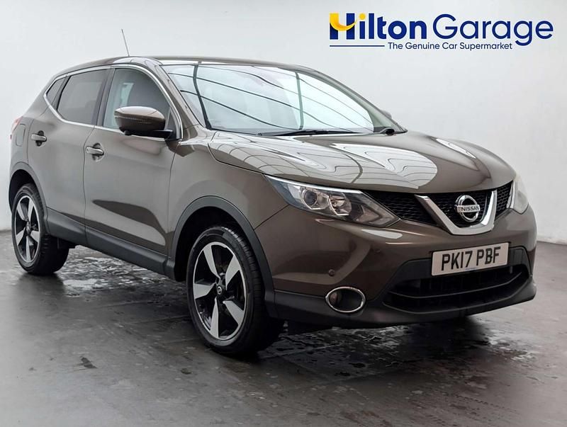Used Nissan Qashqai N-Connecta 110 HP (80 kW) 2017 Bronze SUV