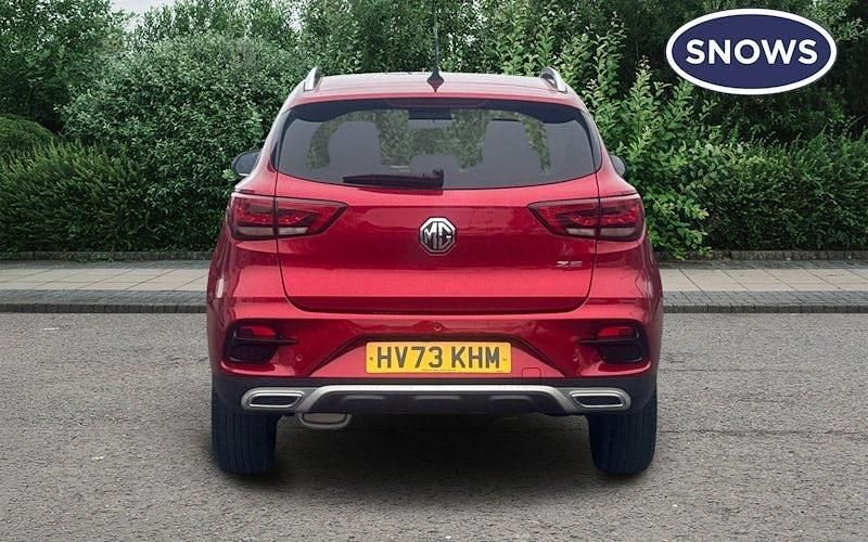Used MG ZS Exclusive 106 HP (77 kW) 2023 Red SUV