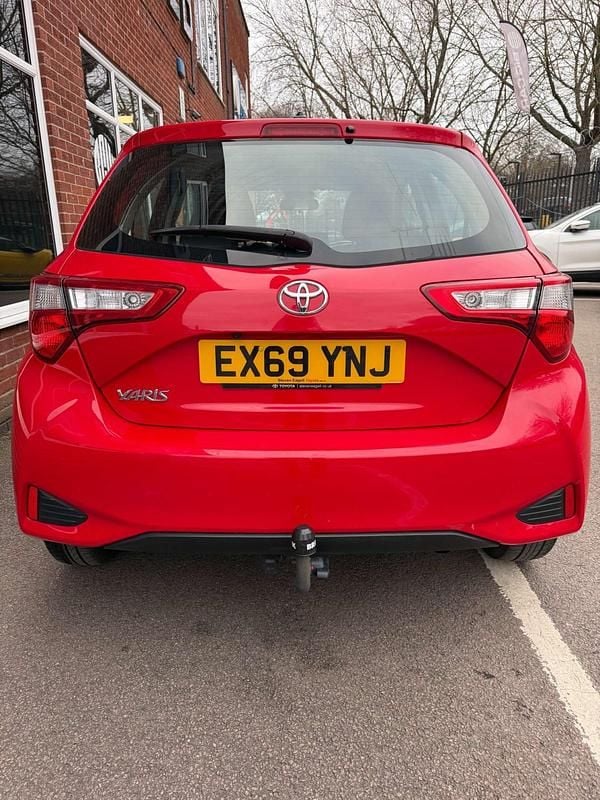 Used Toyota Yaris 2019 Red Hatchback