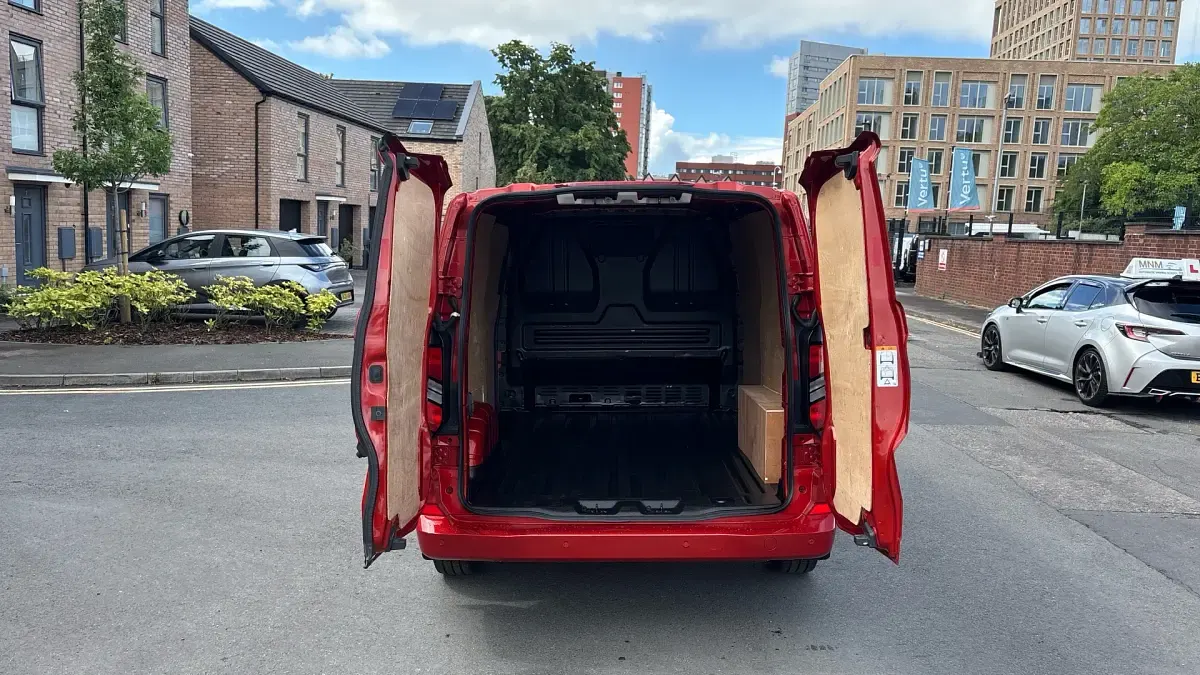 Used Ford Transit Custom Limited 136 HP (100 kW) 2024 Van
