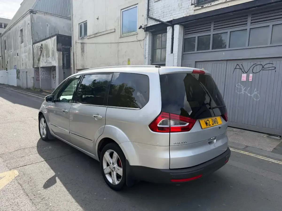 Begagnad Ford Galaxy Titanium X 2013 Silver Minibuss