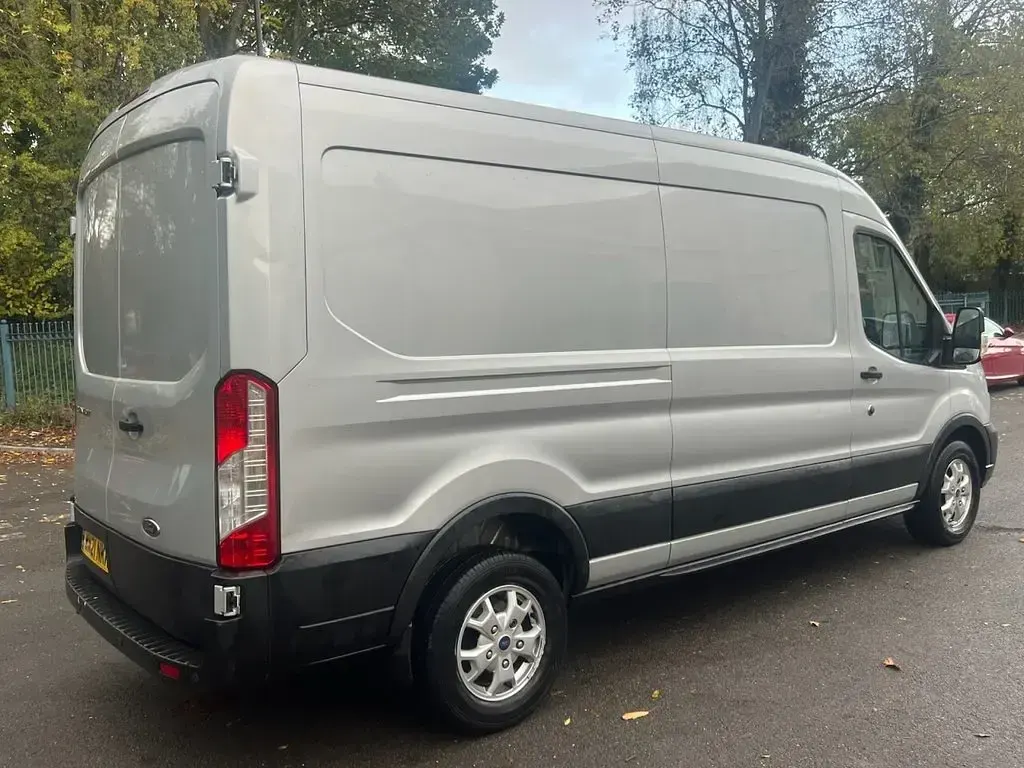 Used Ford Transit Trend 130 HP (95 kW) 2021 Silver Van