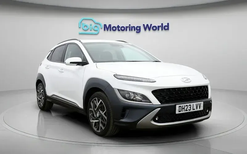 Used Hyundai Kona Premium 141 HP (103 kW) 2022 White SUV