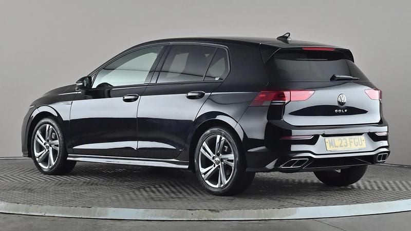 Used VW Golf VIII R-line 130 HP (95 kW) 2023 Black Hatchback
