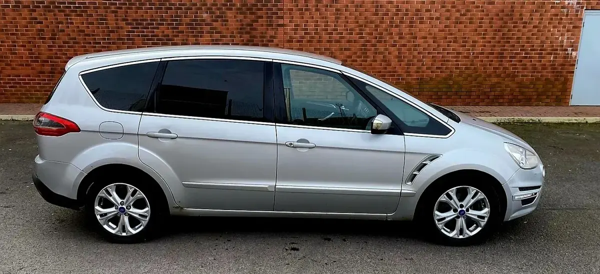 Used Ford S-MAX Titanium 2012 Silver MPV