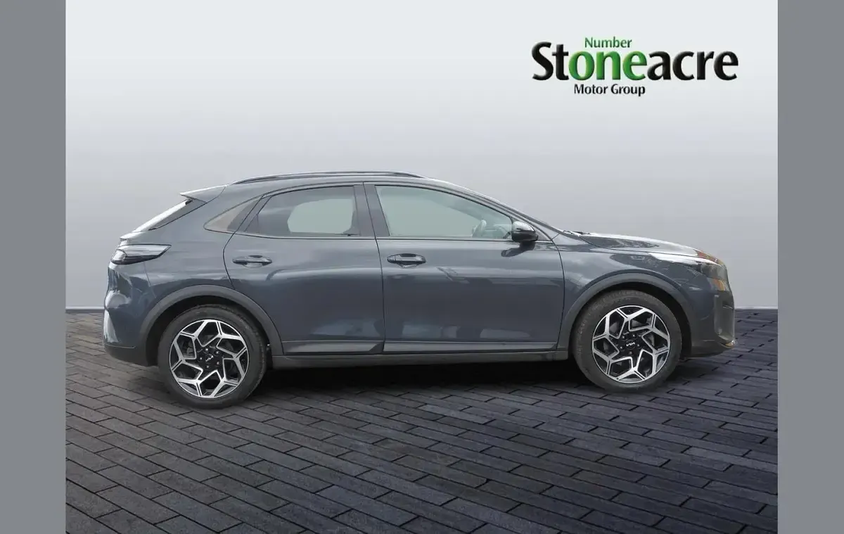 Used Kia XCeed GT-Line 138 HP (101 kW) 2024 Grey SUV