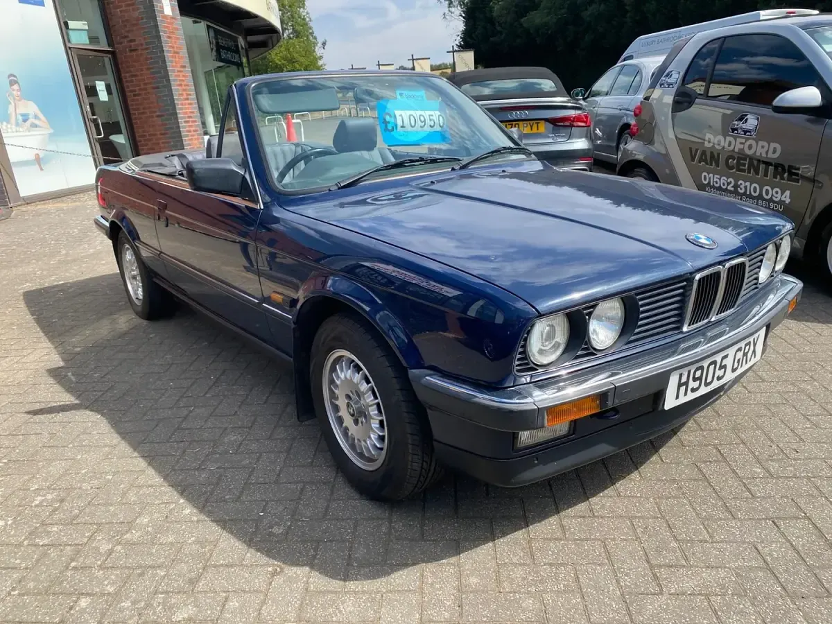 Used BMW 320 Cabriolet Sport Line 1990 Blue Cabriolet