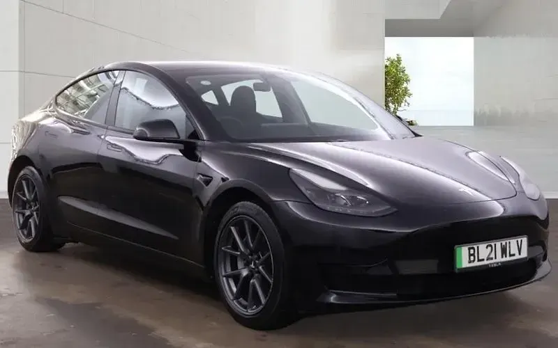 Used Tesla Model 3 Standard Range 208 kW (283 HP) 2021 Sedan