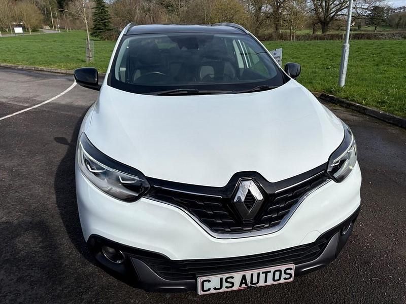 Used Renault Kadjar Signature 2016 White SUV