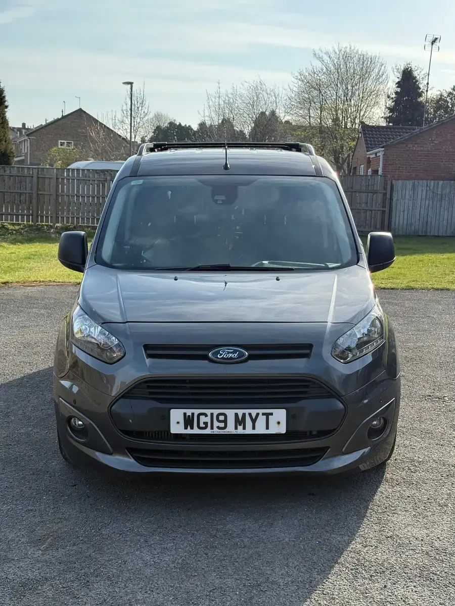Used Ford Grand Tourneo Connect Zetec 120 HP (88 kW) 2019 Grey MPV