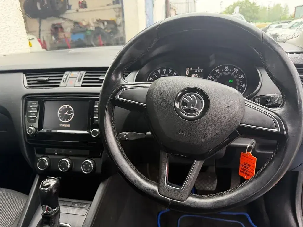 Used Skoda Octavia 110 HP (80 kW) 2016 Blue Estate