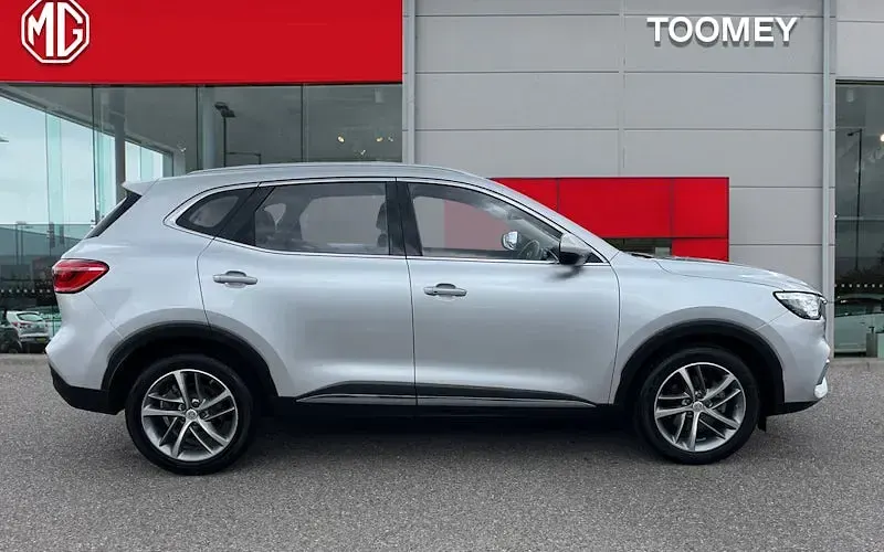 Usado MG HS Excite 162 HP (119 kW) 2023 Prateado SUV